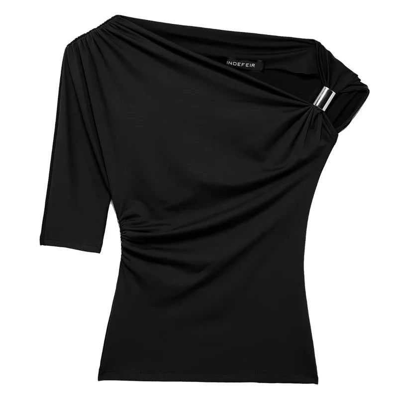 Top "Kyoto Asym": Blusa de Diseño Asimétrico