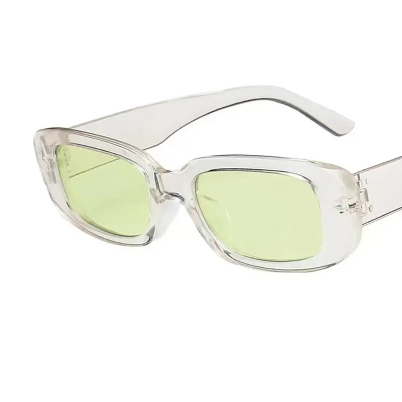 Lentes "Linear-Vibe": Silueta Rectangular de Inspiración Retro-Futurista