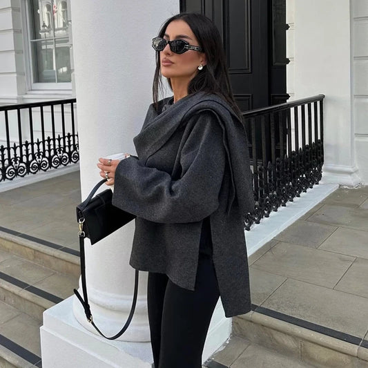 Abrigo "Scarf-Wrap": Parka Acolchada con Bufanda Integrada